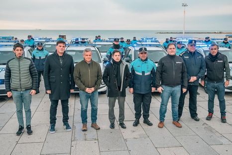 El gobernador bonaerense Axel Kicillof habría entregado patrulleros para reforzar la seguridad en Mar del Plata solo para la foto El gobernador bonaerense Axel Kicillof habría entregado patrulleros para reforzar la seguridad en Mar del Plata solo para la foto