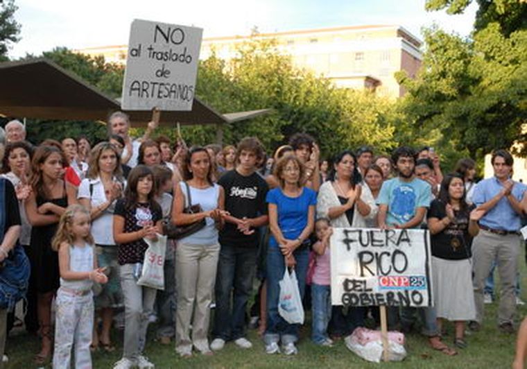 Se multiplican las protestas contra el subsecretario Rico. Foto: Gerardo Gómez/ MDZ