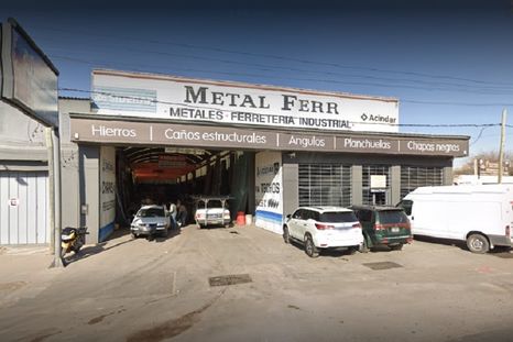 El robo se produjo en un reconocido local del departamento