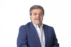 El carisma de Ricardo Caruso Lombardi lo convirtió en un fenómeno viral durante las elecciones Foto: MID