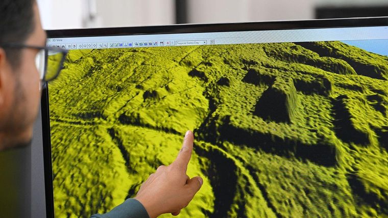 La verdadera magnitud de la red de estructuras de tierra en la selva ecuatoriana solo ha quedado patente gracias a los estudios del terreno mediante tecnología LiDAR.