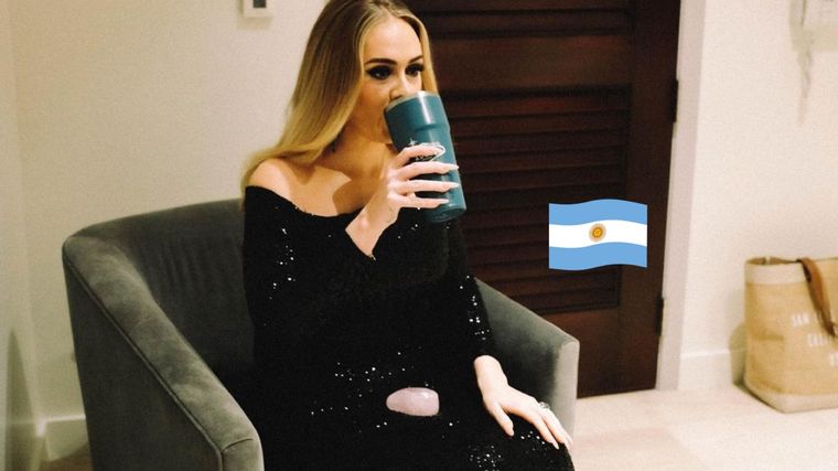 Adele una fan más La artista británica alegre por Argentina. Foto: Fuente: Imagen /@adele