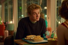 NETFLIX. Love at first sight.