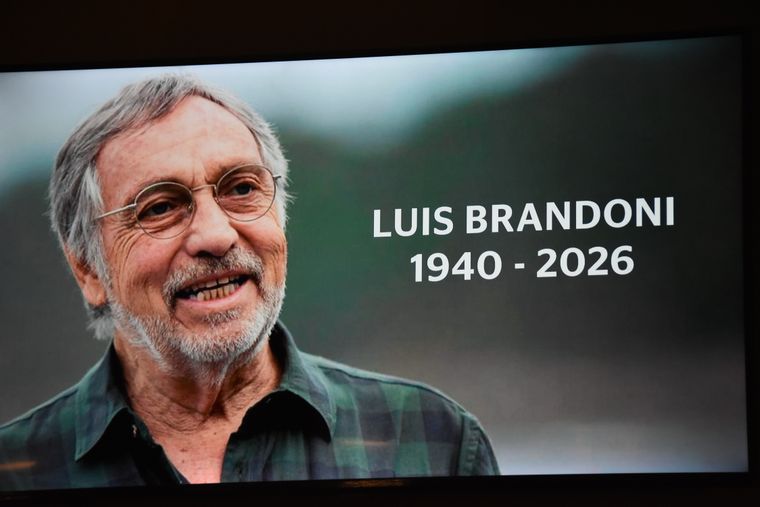 Así fue el emotivo homenaje a Luis Brandoni: las fotos de los famosos. Así fue el emotivo homenaje a Luis Brandoni: las fotos de los famosos. 