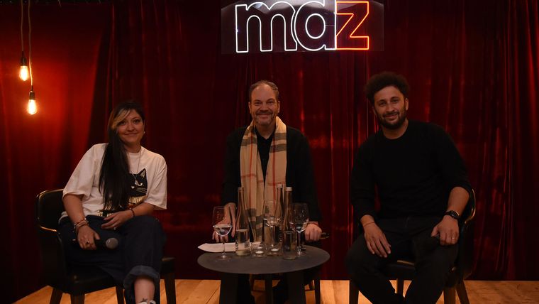 Federico Gambetta y Verónica Ramírez Sterponi junto a Fede Croce. 