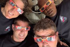 Los astronautas de Artemis II siguen con la misión y ya retornan a la Tierra. Foto Dpa