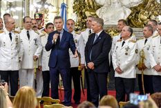 Para el exministro, es esencial distinguir dos funciones clave: “Una cosa es la política de defensa y otra la administración del aparato militar. Son roles distintos”.