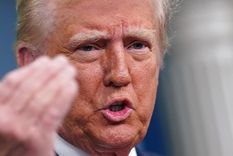 Donald Trump continúa con el enfoque proteccionista que impulsó en su primer gobierno (2017-2021) Foto: EFE