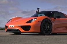 No te pierdas esta carrera entre Ferrari y Lamborghini Foto: CarWow No te pierdas esta carrera entre Ferrari y Lamborghini Foto: CarWow