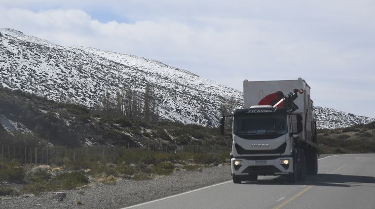 ruta montaña Malargüe paso a chile paso cristo redentor camiones cadenas alud aludes nieve nevada nevadas 3.jpg