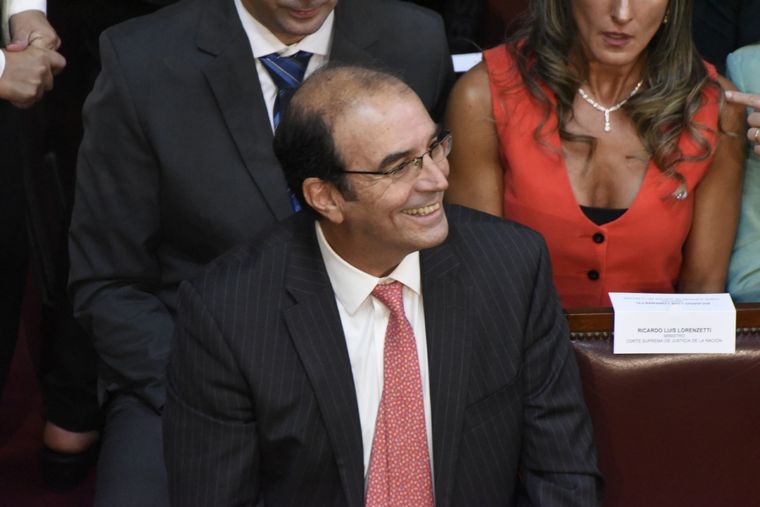 Manuel García Mansilla se sentó con los jueces de la Corte Suprema en la Asamblea Legislativa. Foto: Juan Mateo Aberastain/MDZ