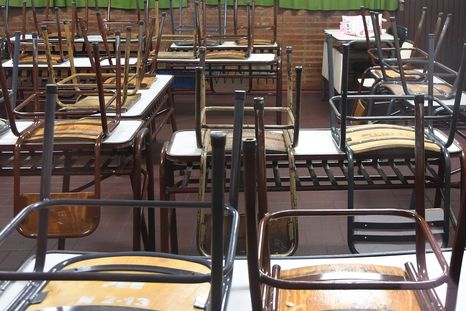 Las mochilas transparentes aparecieron como una alternativa entre familias atravesadas por el temor y la desinformación. Las mochilas transparentes aparecieron como una alternativa entre familias atravesadas por el temor y la desinformación.