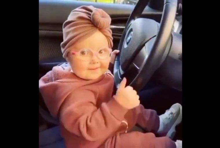 Esta beba se hizo viral en pocos minutos.