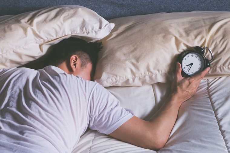 Dormir Posponer las alarmas puede tener efectos negativos en nuestra salud Foto: shutterstock.