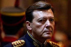 anibal fernandez apoya al jefe del ejercito