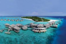 Alojamiento en el exclusivo Resort Six Senses Laamu de las Islas Maldivas, uno de los viajes de lujo requeridos por los argentinos Foto: Booking