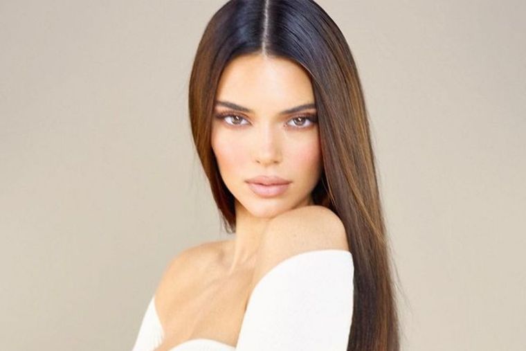 Kendall Jenner enseñó de más y acaparó todas las miradas