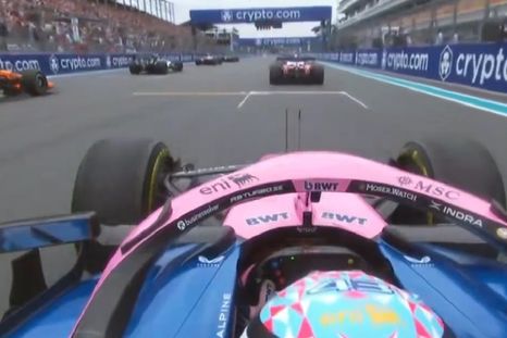 El piloto argentino avanzó en el clasificador pese a una partida complicada. El piloto argentino avanzó en el clasificador pese a una partida complicada.