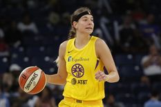 jugadora de los angeles sparks es la primera contagiada de la wnba