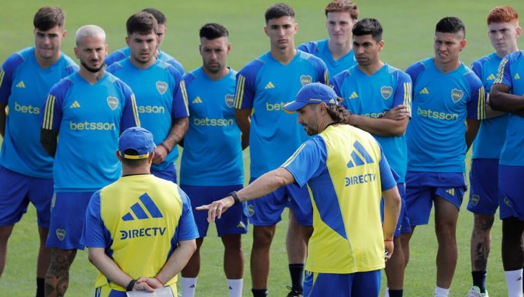 Diego Martínez tiene a su segundo refuerzo para la Sudamericana. Foto: @BocaJrsOficial