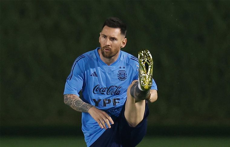 Lionel Messi Leo comenzó a seguir a un compañero de la Selección argentina en Instagram.
