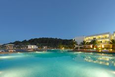 cadena de hoteles de lujo busca community manager