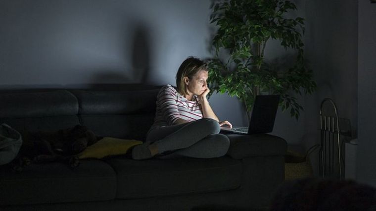 ¿Tienes suficiente luz en tu lugar de trabajo? ¿Cómo distribuyes el espacio? (Fuente: GETTY IMAGES)