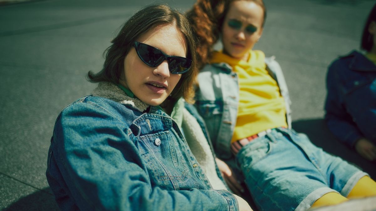Las prendas de los 80 que regresan este invierno 2026 y transforman cualquier outfit