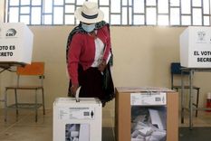 Más de una semana después de las votaciones, aún se desconoce que candidato llegó en segundo lugar en las presidenciales de Ecuador. Foto: GETTY IMAGES