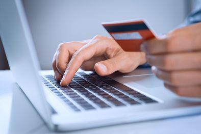 MDZol | compras online. Foto: Shutterstock