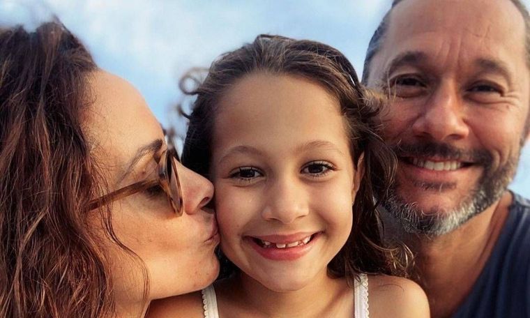 Nina, la hija de Diego Torres y Débora Bello, festejó su cumpleaños en las playas de Miami El músico y la modelo están separados, pero eligieron compartir el momento tan especial