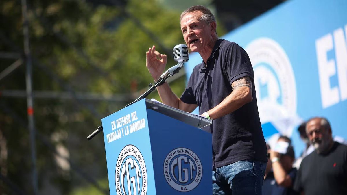 Qué dice el durísimo documento contra Javier Milei que leerá la CGT en la marcha a Plaza de Mayo
