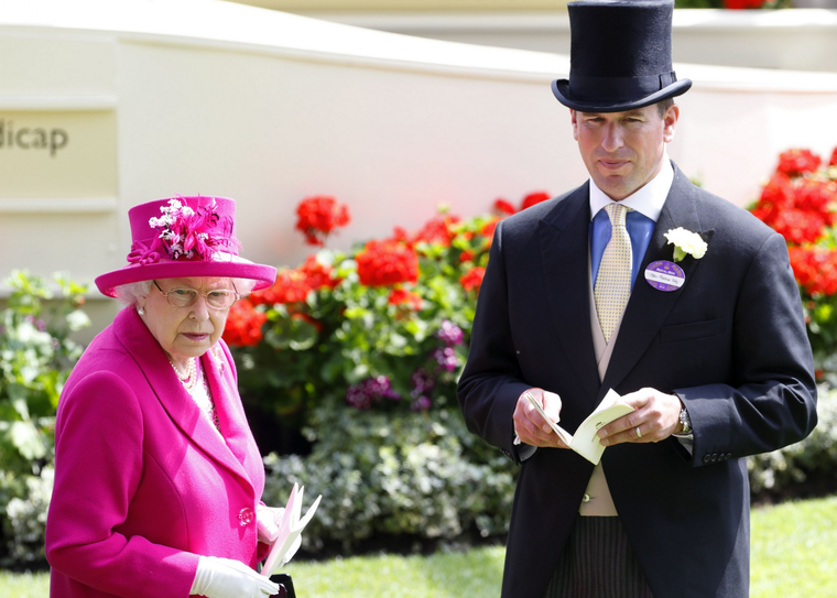 La reina Isabel II siempre fue parte de una familia muy numerosa.  Foto: Town & Country Magazine
