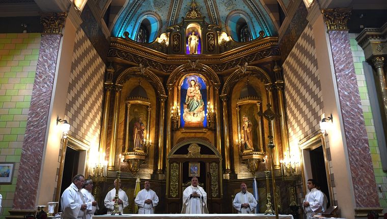 Marcelo Colombo presidió la misa por el papa Francisco en Mendoza. Foto: Marcos Garcia/MDZ