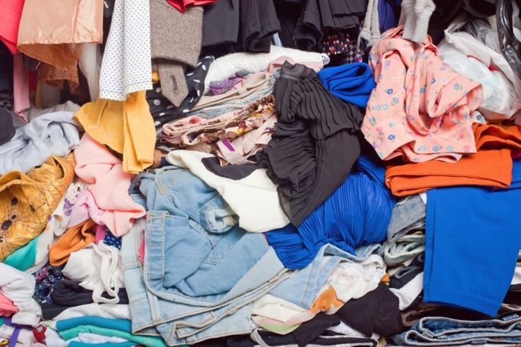 Tener el armario desordenado no es solo una cuestión de estética Foto: Shutterstock