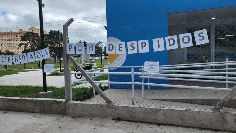 La oficina cerrada y de fondo el hospital Interzonal Foto: Trabajadores Anses Mar del Plata