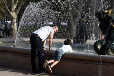 MDZol | Más de la mitad del país continúa con alerta roja por temperaturas extremas Foto: ALF PONCE MERCADO / MDZ