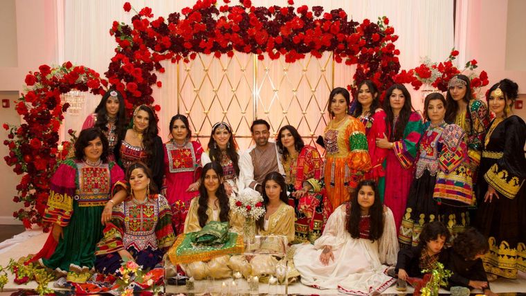 Sammi y Safi celebraron una boda mixta, con tradiciones afganas, judías y teatrales.