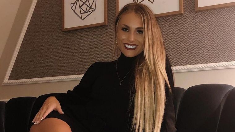 Mollie Gould, Luis Miguel