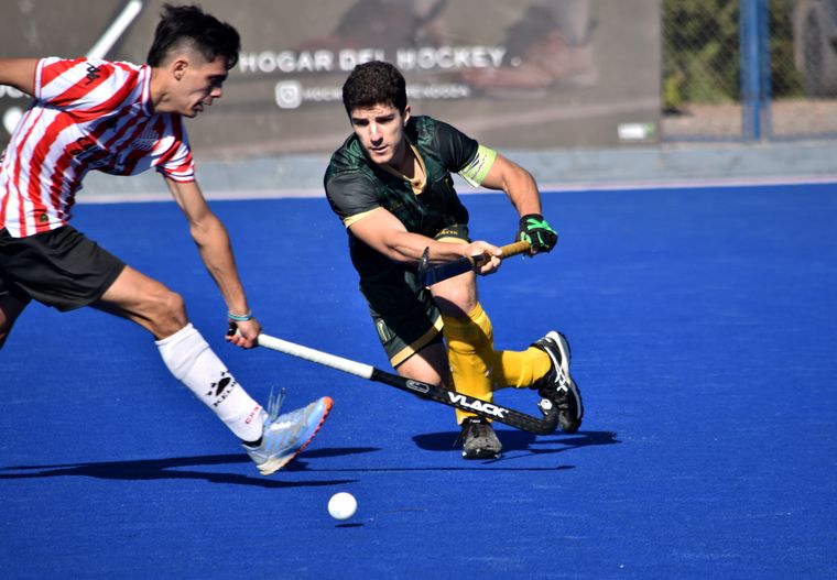 Se puso en marcha la Superliga de hockey sobre césped con nueve equipos mendocinos. (AMH)