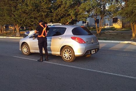 Los descubrieron en un control policial puntano, cuando querían ingresar desde Córdoba Foto: Policía de San Luis