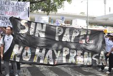 mandan papel a venezuela para que puedan editarse diarios