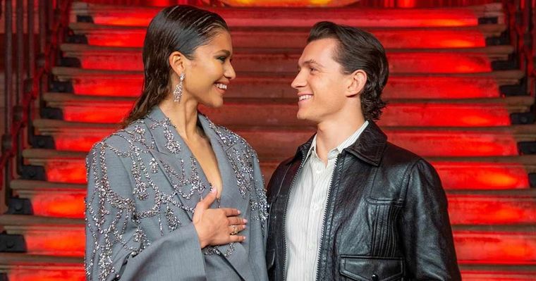 Así fue como Zendaya le ganó el papel de Spider-Man a Tom Holland Zendaya y Tom Holland Foto: https://www.koimoi.com/hollywood-news/tom-holland-zendaya-to-marry-each-other-soon-as-the-duo-is-planning-for-a-real-future-together-reports/