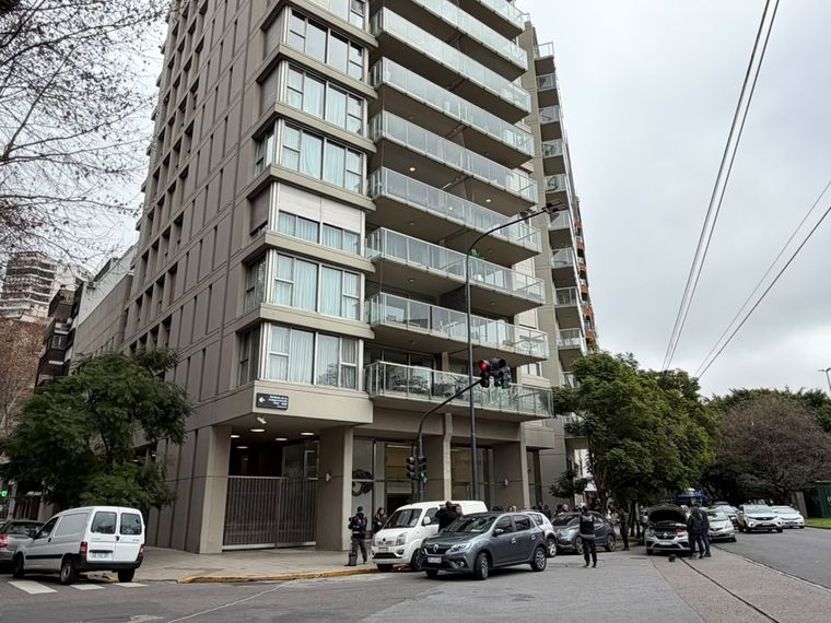 El lujoso edificio donde vive Facundo Moyano.