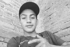El joven fue asesinado el sábado y, por el crimen, una policía es la principal sospechosa