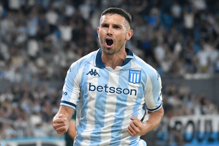 Racing inicia su camino en la Copa Argentina frente a San Martín de Formosa.