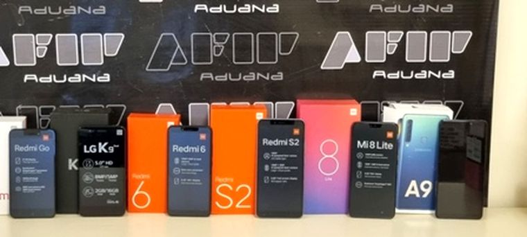 Se abre el remate de celulares Foto: Banco Ciudad