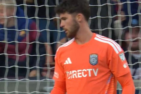 Una salida fallida dejó expuesto al equipo y terminó en gol rival. Una salida fallida dejó expuesto al equipo y terminó en gol rival.