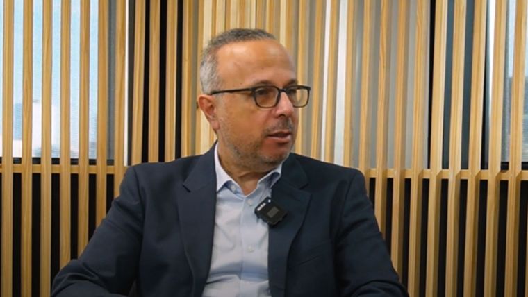 Antonio Aracre en MDZ.