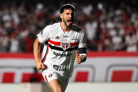 Jonathan Calleri se lesionó y está en duda para los cuartos de la Copa Sudamericana. Jonathan Calleri se lesionó y está en duda para los cuartos de la Copa Sudamericana.